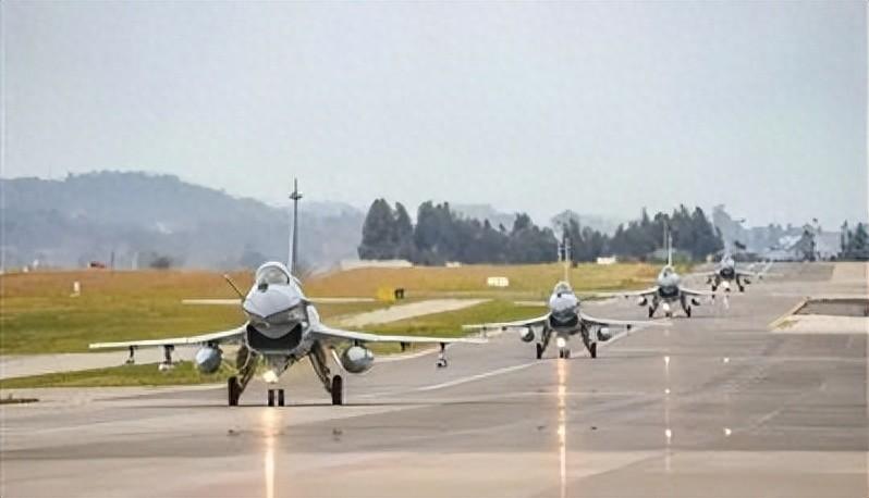 胆子这么大，非法闯入我国领空？中方果断出击！3月13日，《解放军报》第8版刊