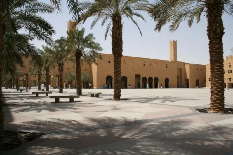 沙特阿拉伯创下死刑判决数量新纪录沙特阿拉伯创下了执行死刑数量的新纪录。据部