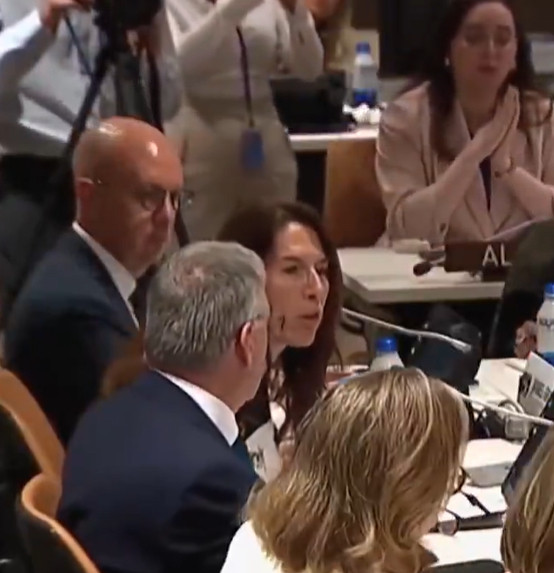 以色列军警强奸巴勒斯坦人质后，以大使和联合国官员争吵，双方互相拍桌子对骂！据路透