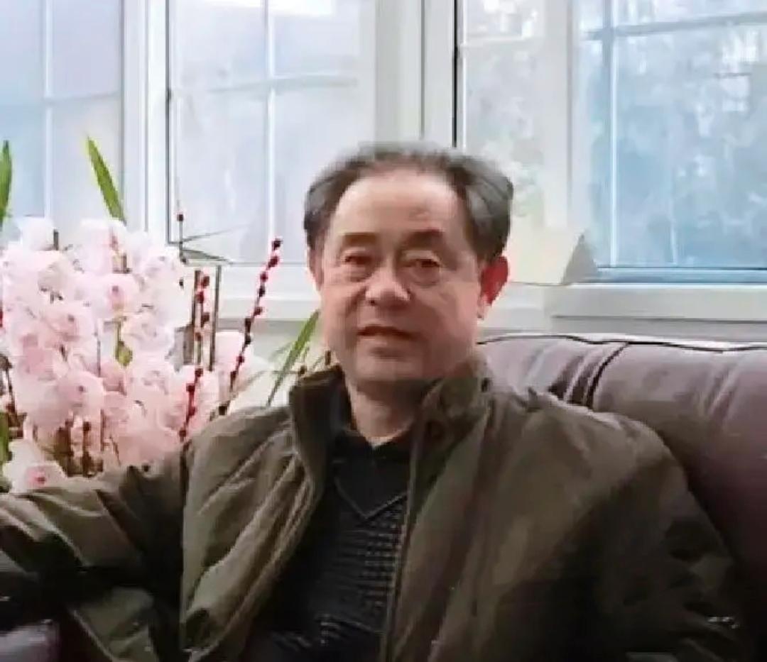 这一锤子终于落下来了！南京那边通报要严查“祖产遮羞布”，看来南博前院长徐湖平这事