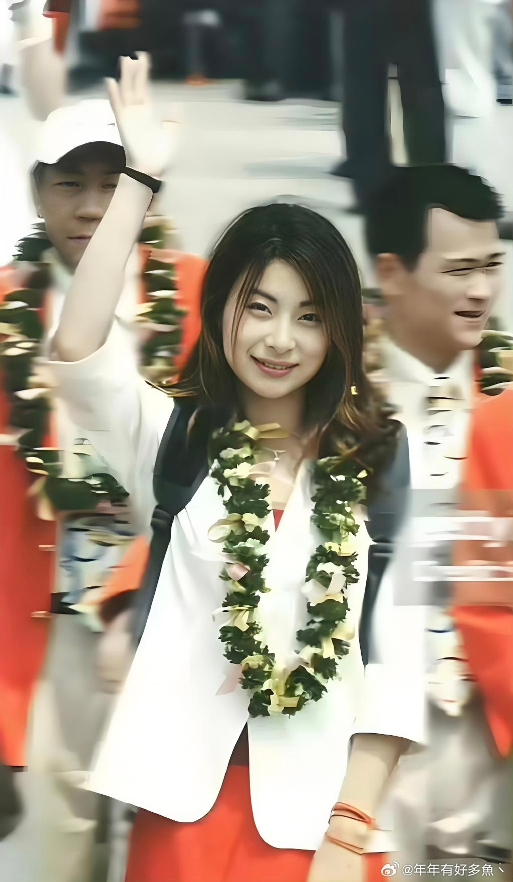 当年郭晶晶夺冠后是这样子访港的难怪霍家大公子挪不开眼睛了