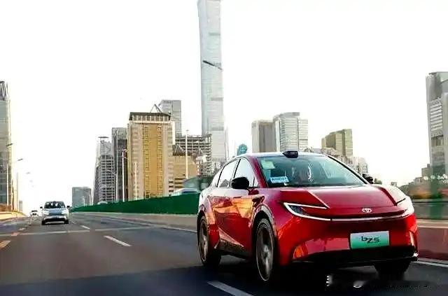 2025年买车别着急，不然容易当“大韭菜”！记住这两条：一、合资燃油车还