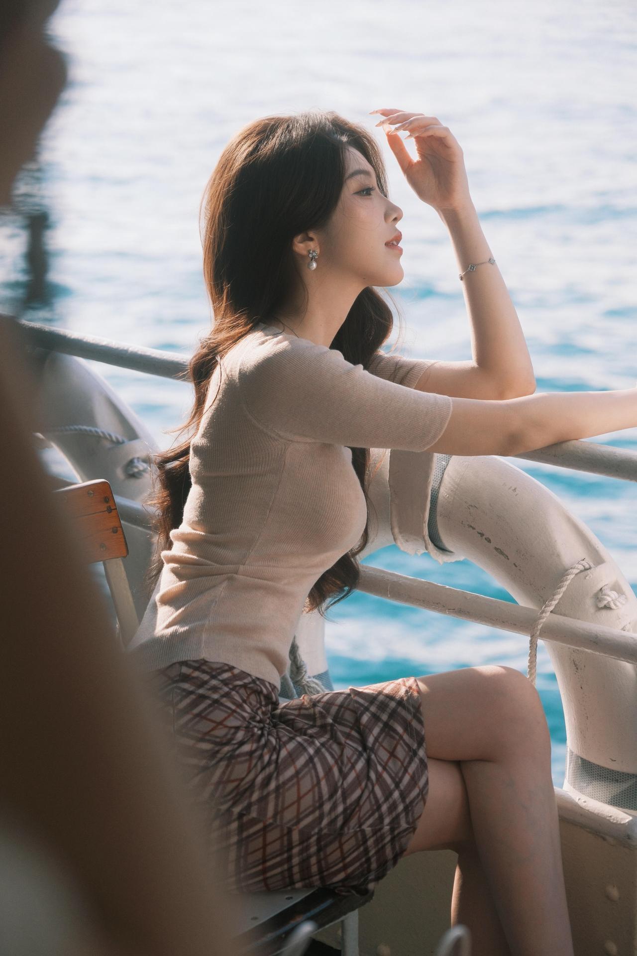 气质穿搭怎么穿才恰到好处?穿出自己的风格，气质就自然流露！