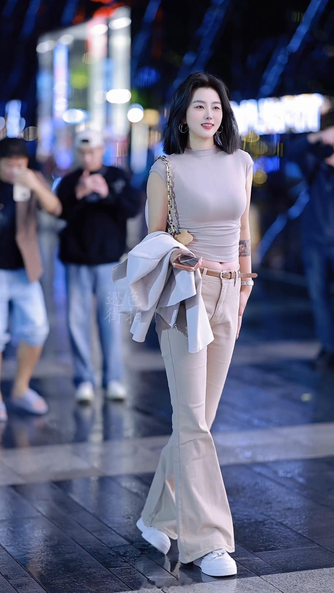 【成都街拍】今日最佳。丨摄影拍照每日穿搭