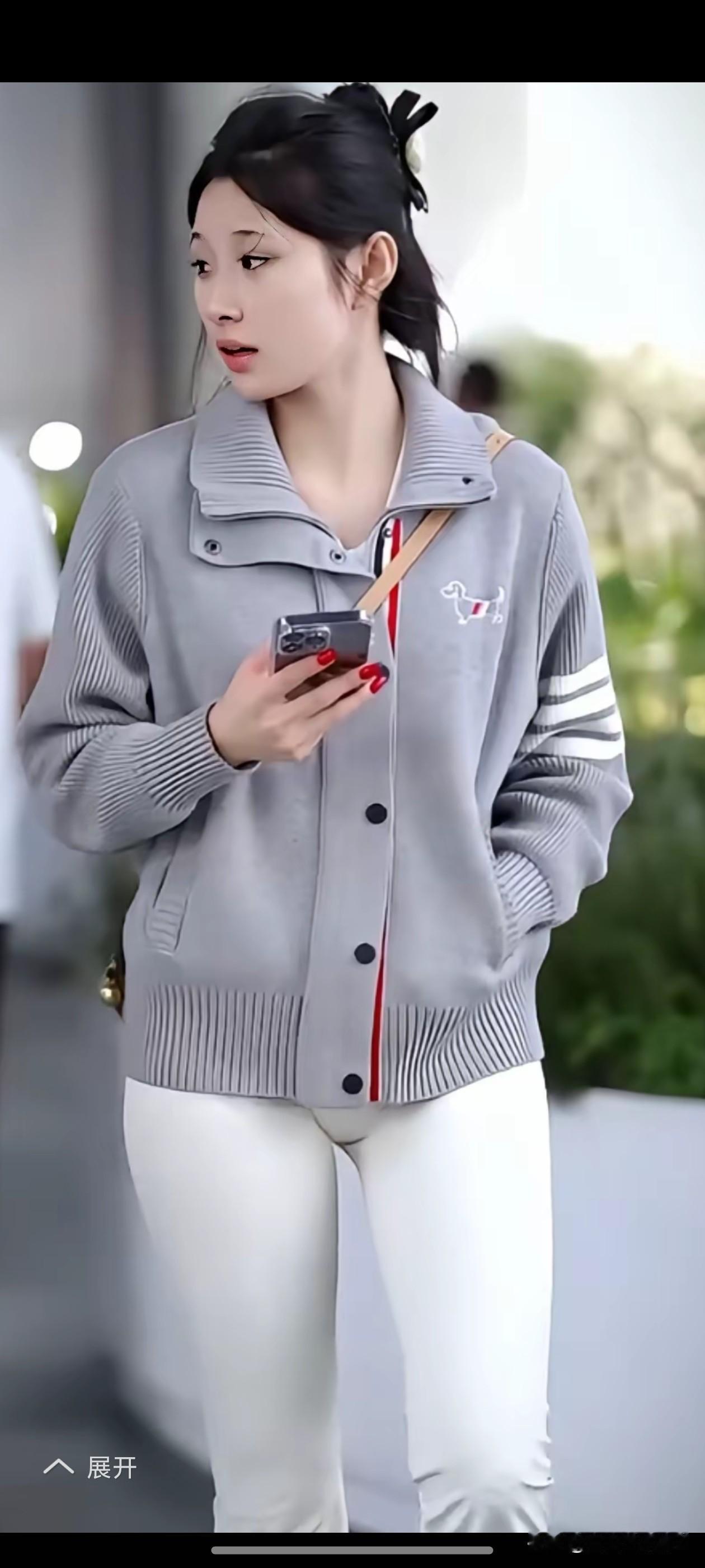 清新亮丽小姐姐