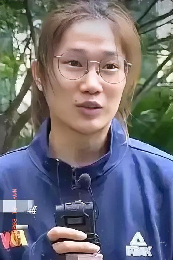 昨天（5月20日），中国篮球协会发布了重磅处罚通报，邹启佳被处以终身限制从事与篮