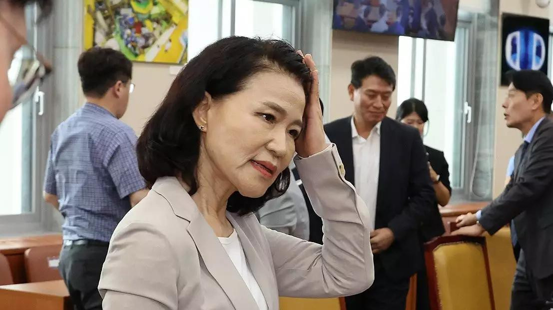 韩国官员被批歪曲总统讲话这人胆子真大，竟然敢乱说总统说过