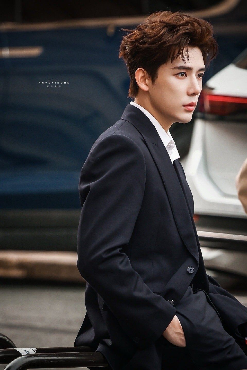 王安宇celine巴黎看秀街拍来了，他这时尚感怎么样？