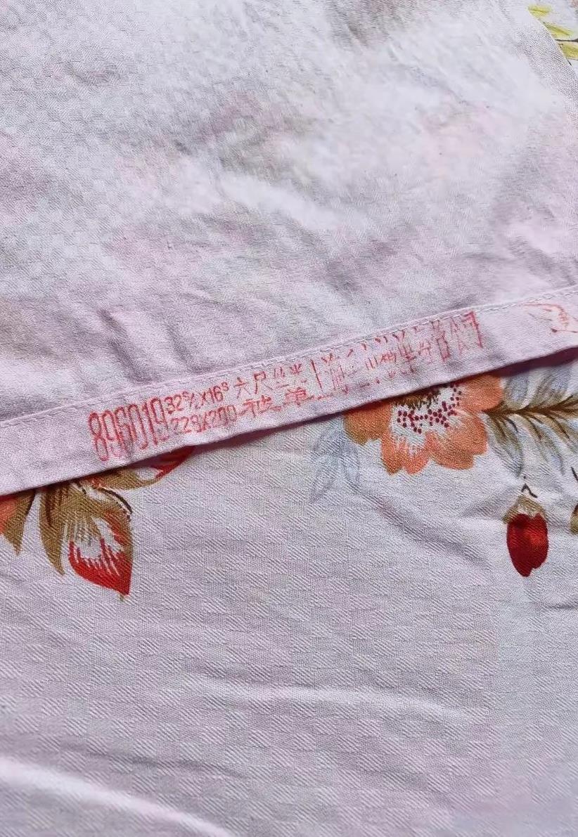 小时候睡过这种床单的小孩都结婚了吧