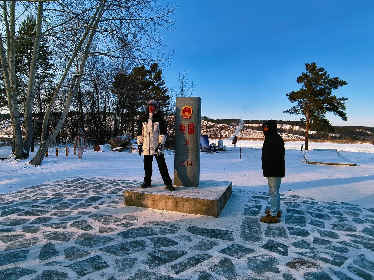 漠河冬季3天原生态自由行——第一天：漠河-九曲十八弯--穿越大兴安岭～白桦林-