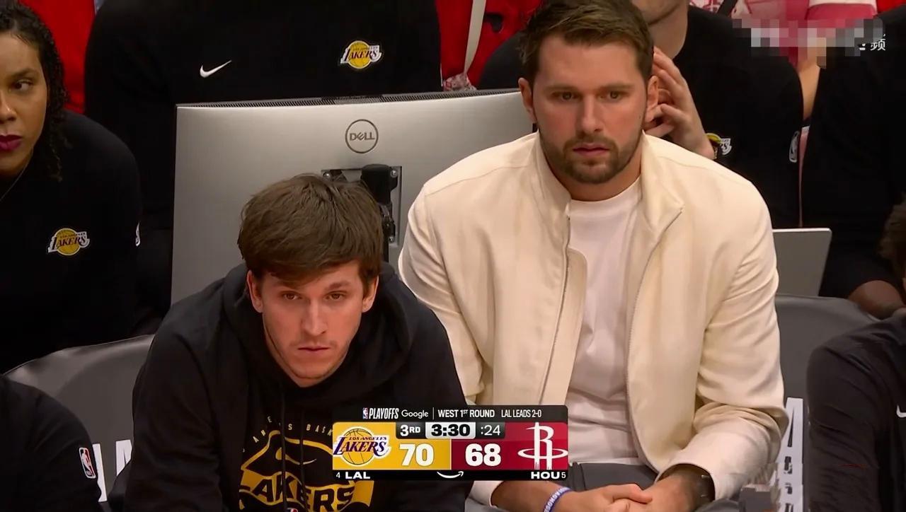 外界都预测湖人打不过雷霆，只有这两人加入，加上其他人拼命发挥，还是有希望的。