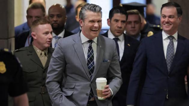 炸锅了！美国国会直接吵翻天，伊朗问题简报会被骂全是瞎扯，两党当场撕破脸，彻底吵到