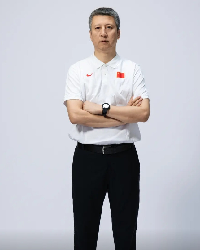 林葳要把郭士强钉死在耻辱架上同样是教练，俄勒冈的教练可以把林葳培养成材，郭士强