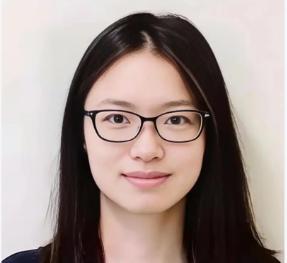 王虹拿下菲尔兹奖不到两周，一场“私生活扒皮”闹剧就上了热搜。导火索是她博士论文