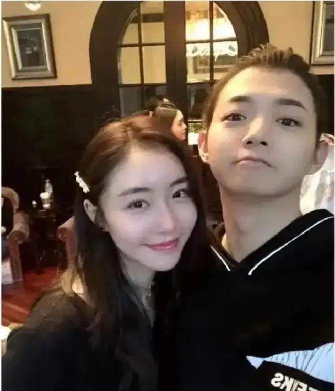 你如何看待霍尊陈露事件如果霍尊不变心。他在30岁的时候，和陈露结婚了，这俩人