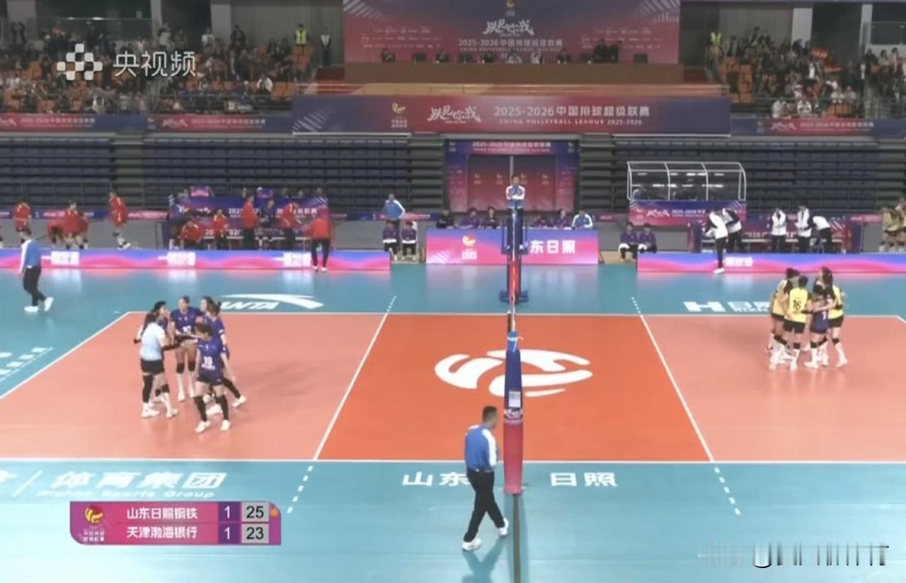 孟豆真的太可怕了😱第三局天津女排惨遭山东女排大逆转，二传手孟豆立大功[捂脸哭][