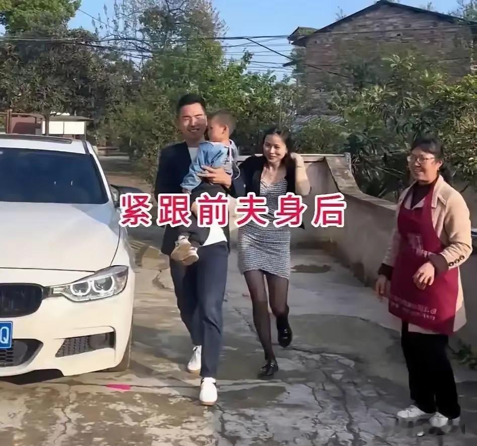 四川一女子当初嫌弃丈夫穷，让她在娘家抬不起头。只因为她闺蜜经常在她耳边说她老公怎