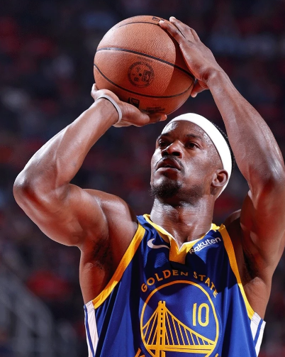 勇士所有的问题都是巴特勒的顶薪如果球队只是为了季后赛，巴特勒打得倒是没有问题。