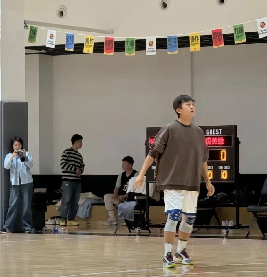 今日开播！33集抗美援朝大剧《战旗如画》来袭，江苏卫视力推终于等到