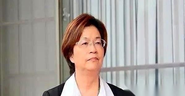 9月15日那场同台活动，媒体放风说要问“何时辅选魏平政”，王惠美直接提前离场没打