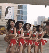 搞笑gif: 这是在唱的什么歌骚的要命!