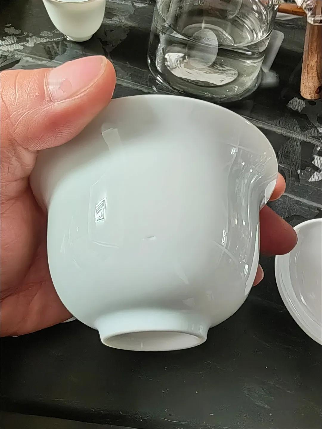 家庭存款的八个等级，你在哪一层？1.贫困层（PoorLevel）：家庭存款