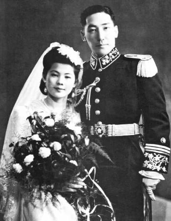 1996年，蒋纬国的原配妻子石静宜去世40年，蒋氏败落，她的真实死因才被一位美国