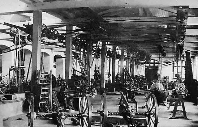 清朝灭亡后，民国到底捡到了怎样一副军事家底？1911年武昌起义那一夜，清朝