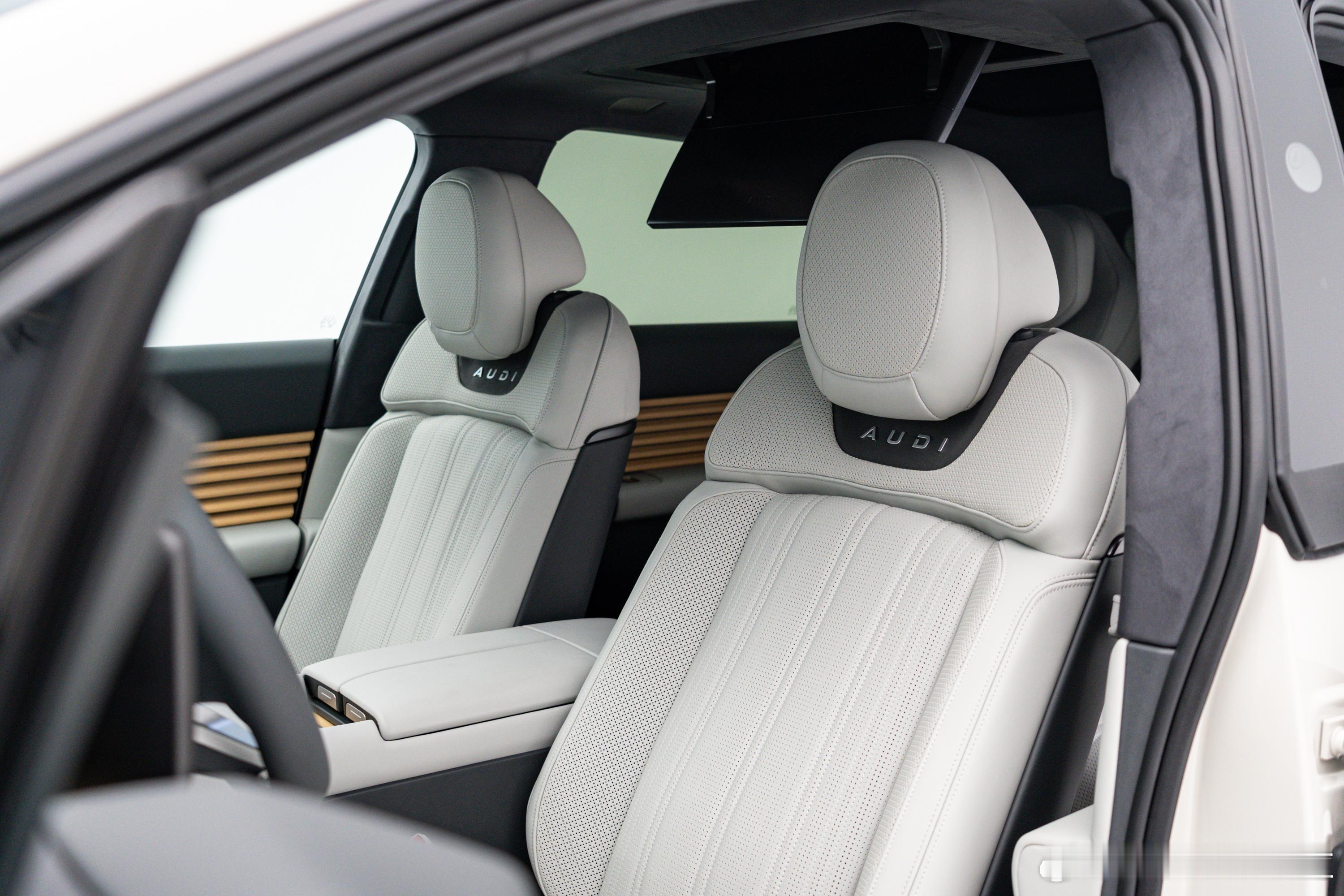 北京车展奥迪E7X那张床出圈了，车展前提前看了下奥迪E7X，补一组现场的实拍图