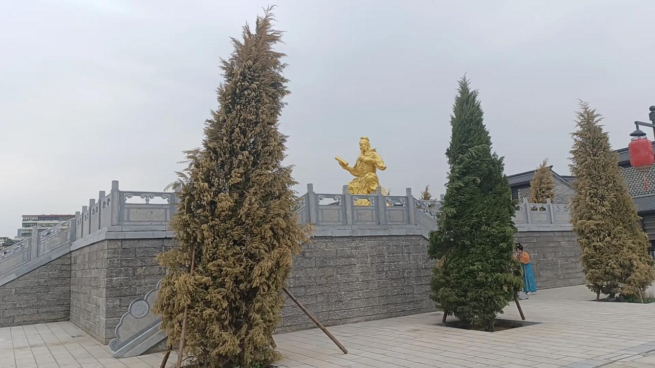 古代流转下的民间谚语，大多是实践中总结出来的，都很准。这种东西股市也有，比如五