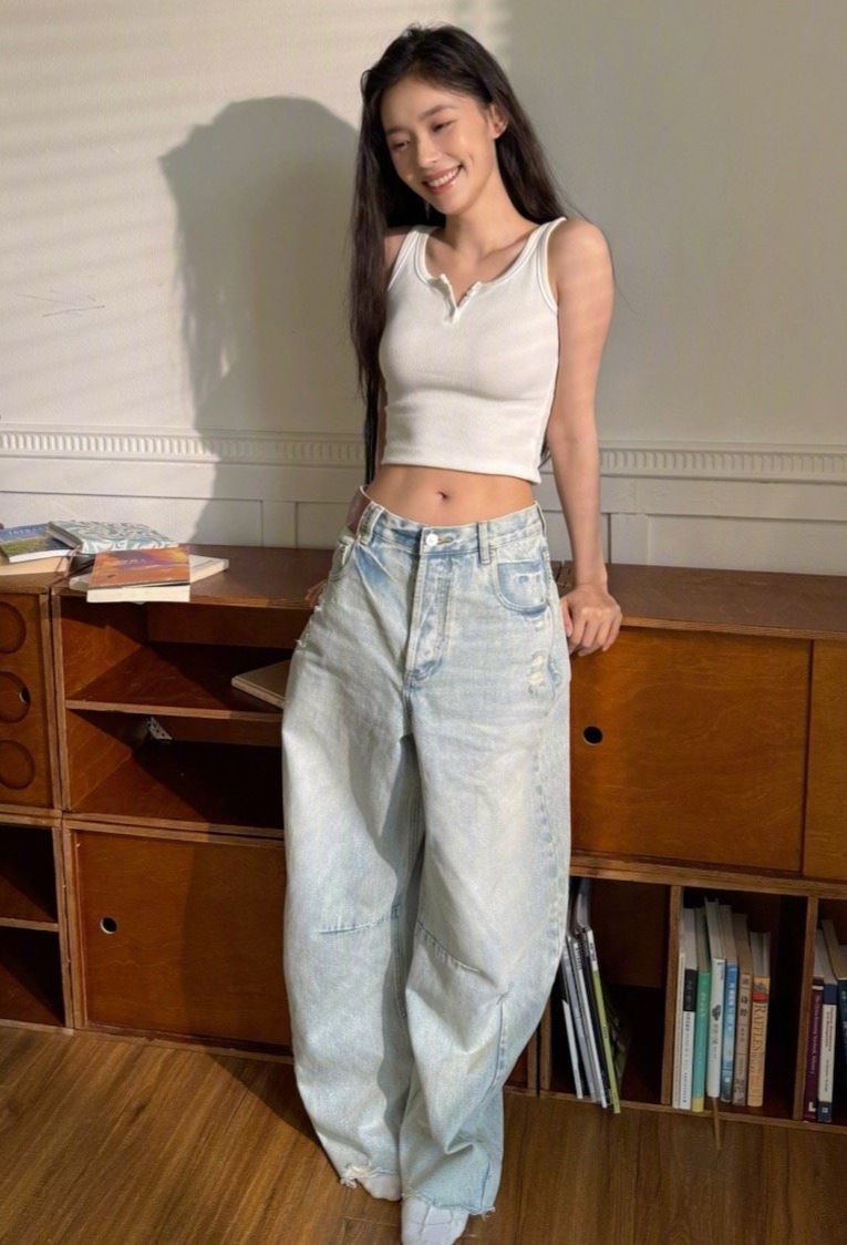林允女孩儿胖一点真的好我那居家的小白袜女友～林允