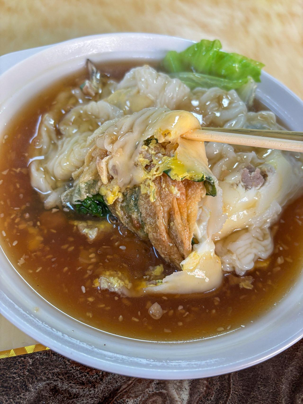 假期来广东潮汕，这些早餐美味不要错过！潮汕早餐推荐：1、汕头肠粉、潮州肠粉、
