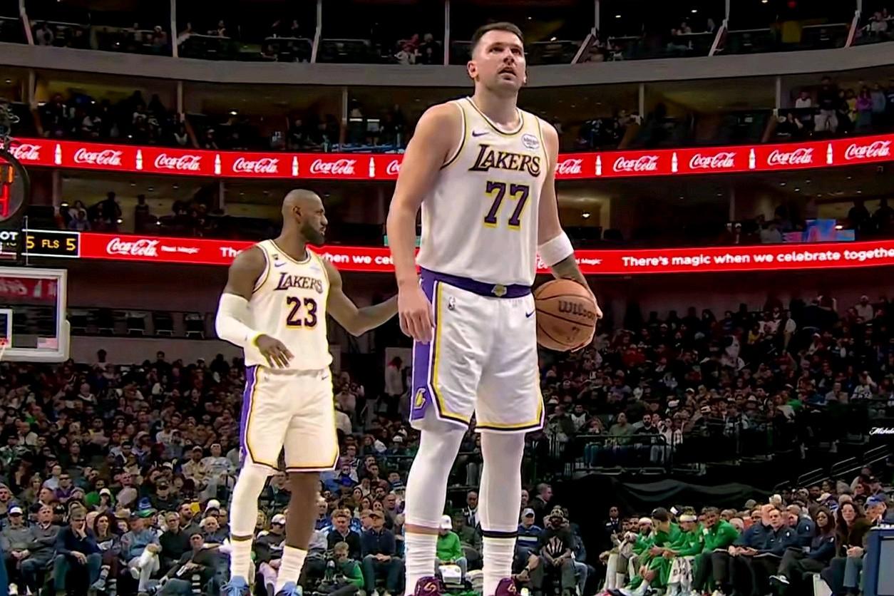 湖人巨星东契奇太不讲情面了！在自己曾经最辉煌的地方肆意妄为，并且体毛哨子满天飞，