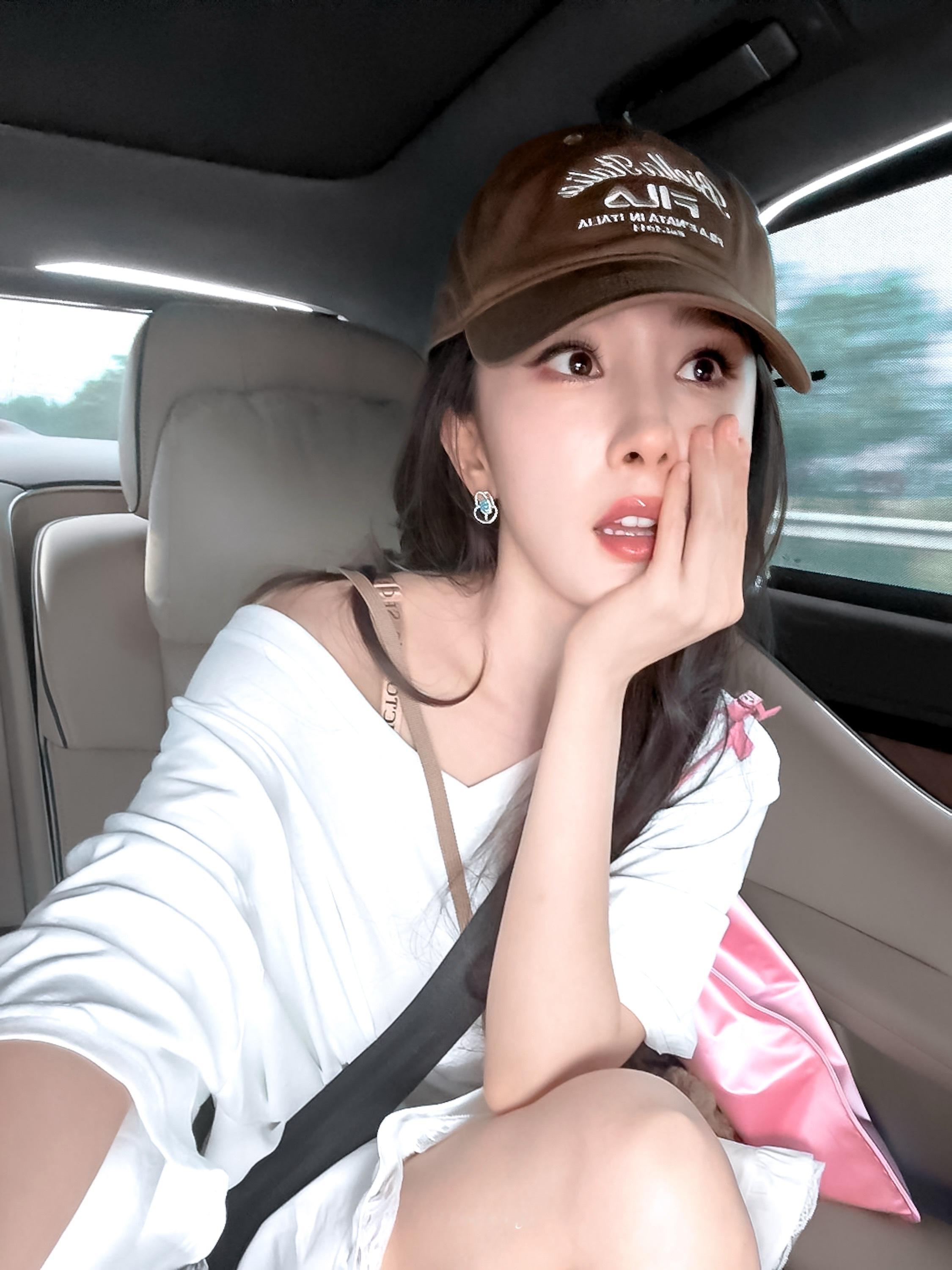 谁懂啊！内娱超宠粉天花板杨幂江山大同内娱明星眼里的杨幂专栏·✨mi的调色