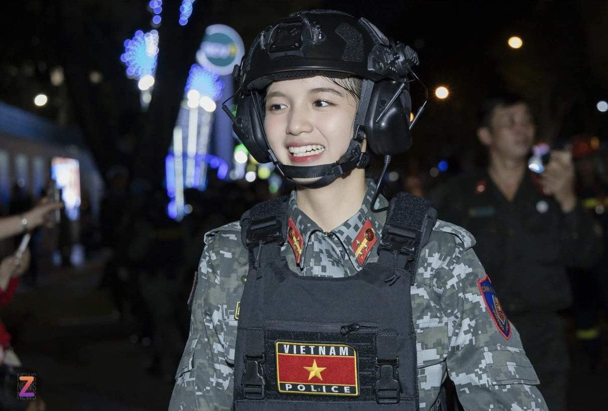 不要以为越南的女性都是些马来人长相，塌鼻子、宽鼻梁、大嘴巴、皮肤黑等也并非越南所有女生的共性特征。实