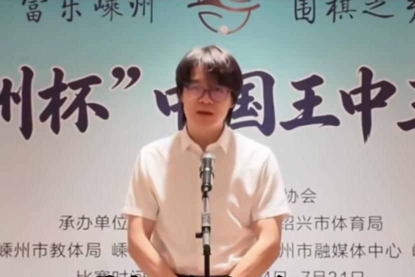 柯侠坦言~说了两句话~评价两个人没想到~无心插柳柳成荫1年多时间里处于