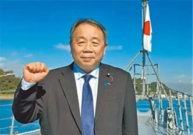 汉奸石平今天在台湾表示，他是日本唯一一个被中国制裁的议员，希望日本將来能继续努力