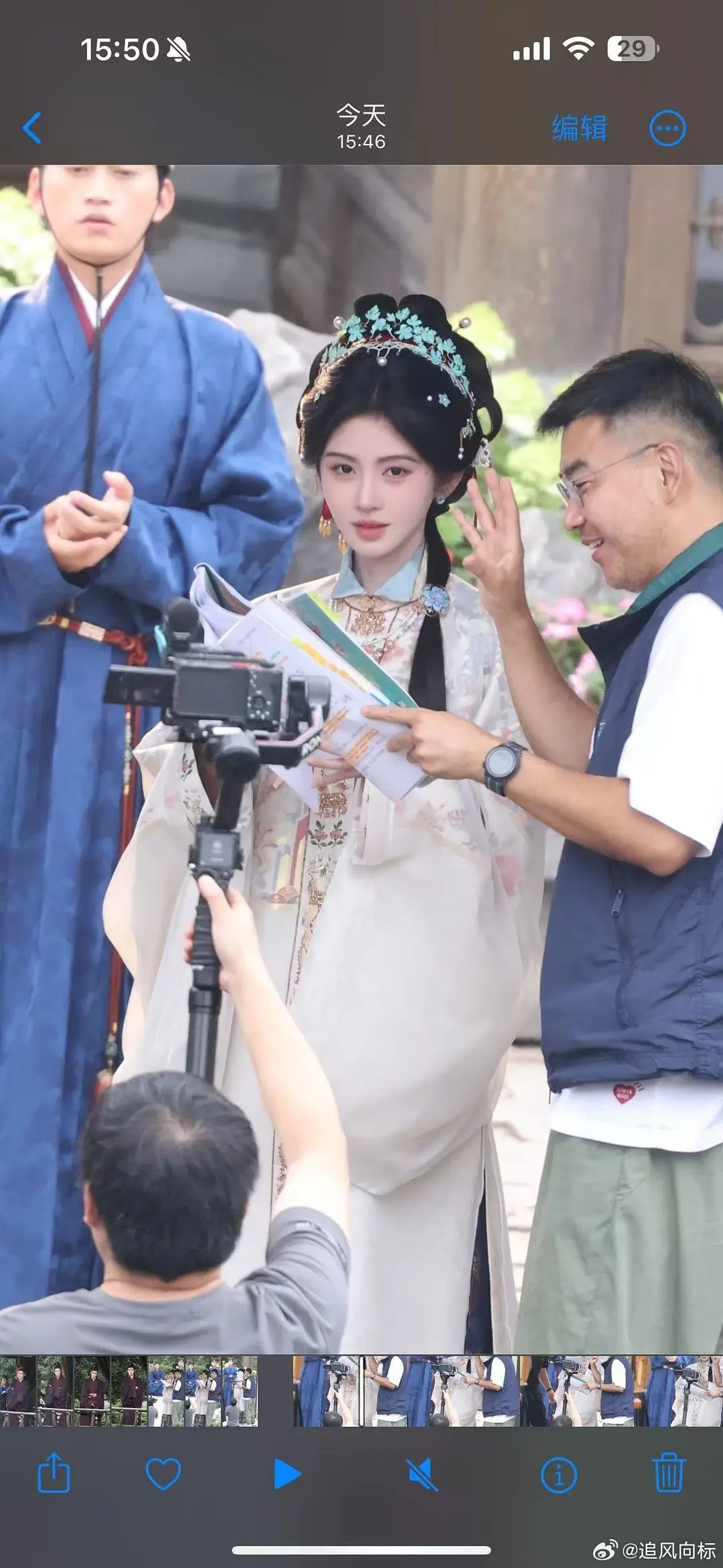 鞠婧祎这个马面裙好难看，和马赛克一样的马面裙我第一次见