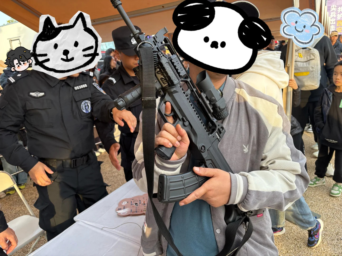 西安警营开放活动，这92G怎么看着是92A呢[doge]，而且还有92B，怕不是又把