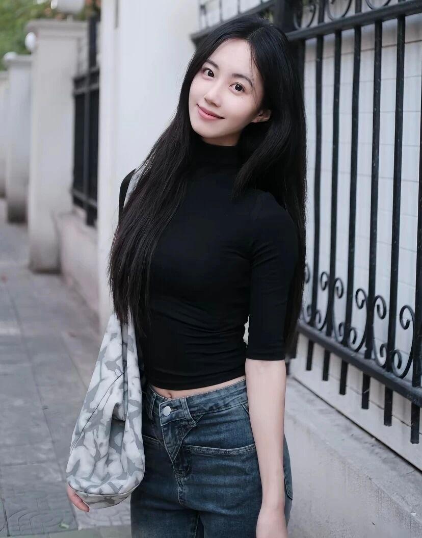 清新脱俗的女孩子是什么样子的呀