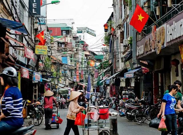 中国不欠任何国家的！越南总理在达沃斯论坛上公开讲，中国有义务帮助越南完成工业化