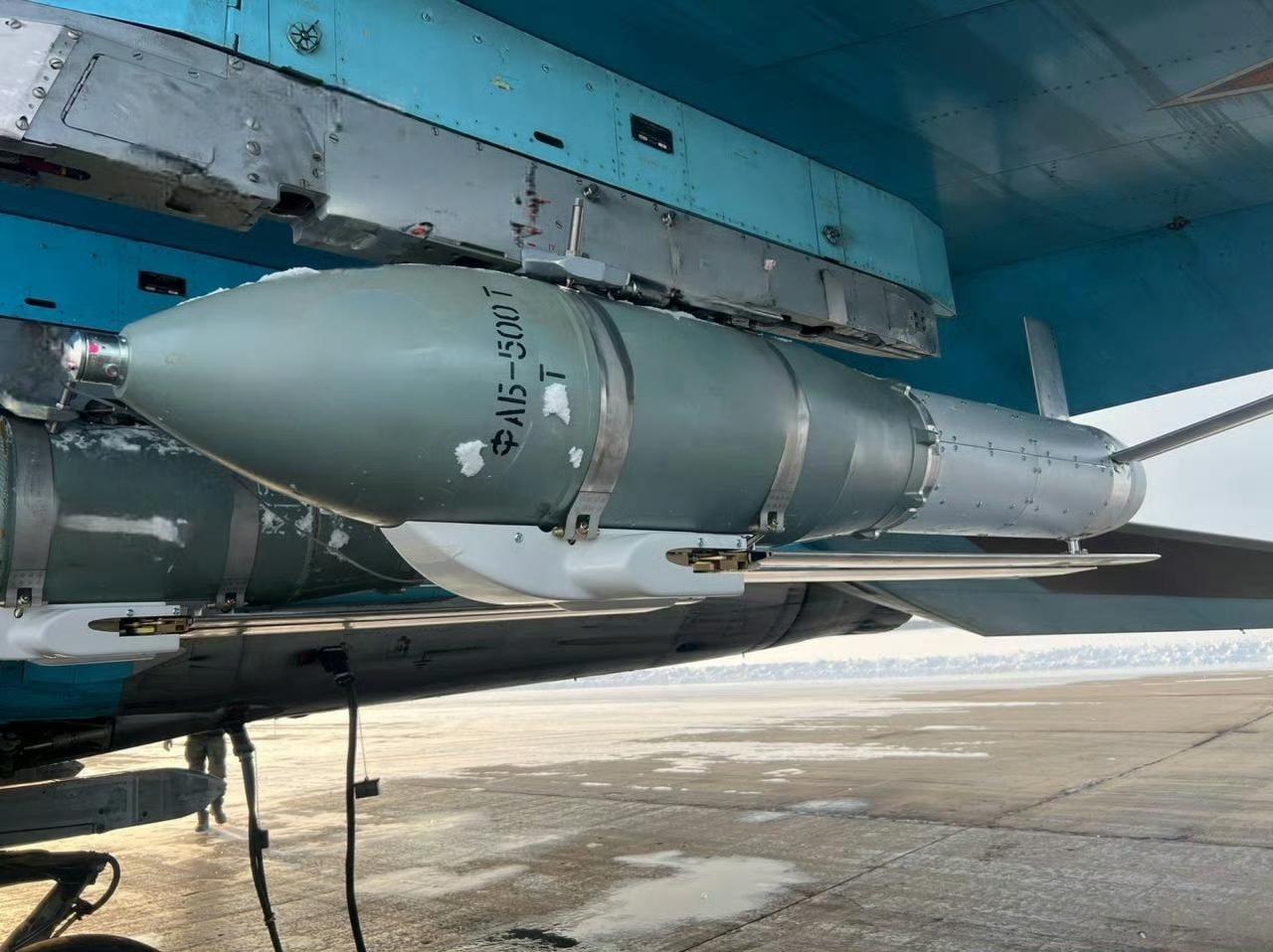 俄罗斯UMPB-5制导炸弹亮相，苏-34远程打击能力翻番！俄罗斯新曝光的UM