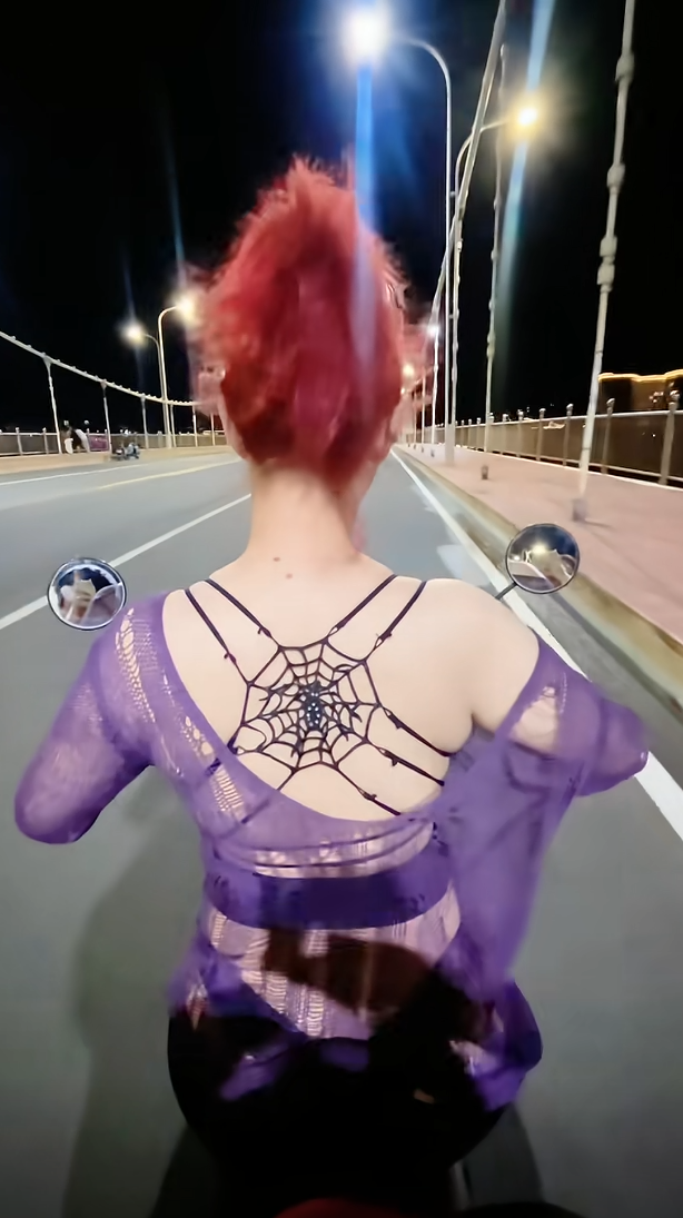 闺蜜大半夜喊我跑外卖！