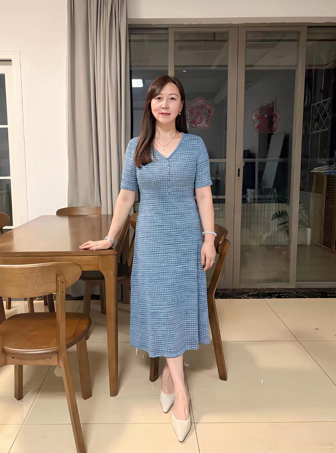 我要是不说，你们看得出她今年已经多少岁？​​​