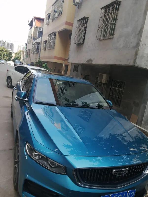 吉利星瑞和思域怎么选，得从多方面看。吉利星瑞2025款东方曜1.5TD昆仑版，