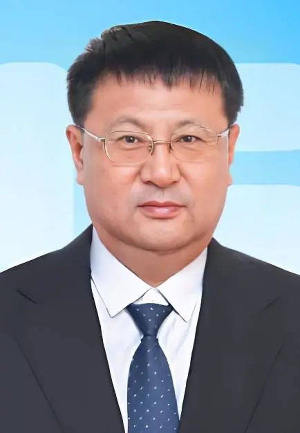 中央组织部决定: 张连彬履新