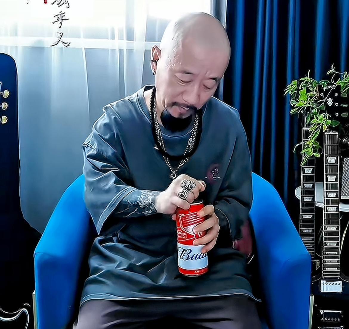 李保田的儿子这番操作属实没看懂。作为老戏骨李保田的儿子，李彧在演艺生涯中虽然没