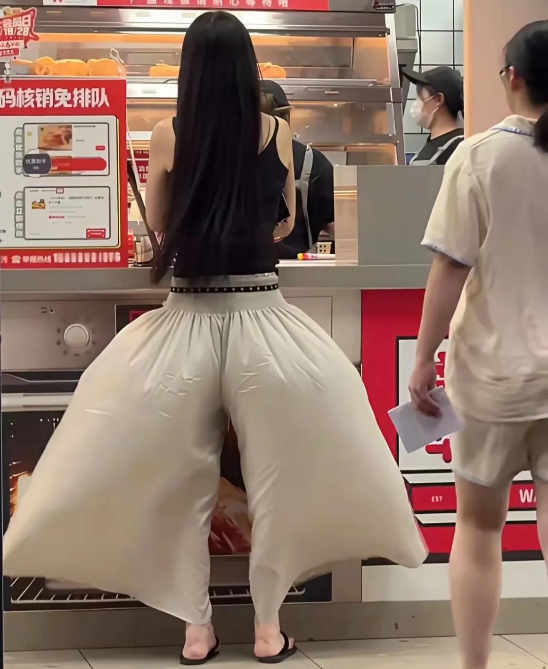 遇到这么个性的裤子，回头率直接拉满！
