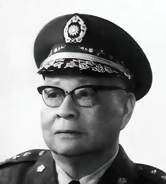 余汉谋当了陆军总司令后，对薛岳说：“我来之前，以为南京这帮人都是大才。谁知，尽是