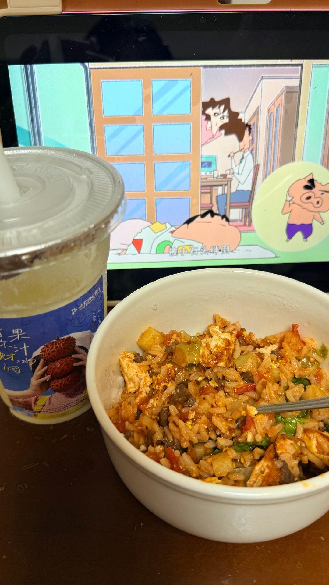 每天晚上都在想吃什么[笑着哭]留守儿童在家每次都是翻来覆去差不多的饭，我真的好崩溃,每周就盼着放会儿